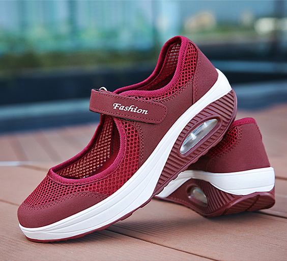 Women's stretchable breathable lightweight walking shoes