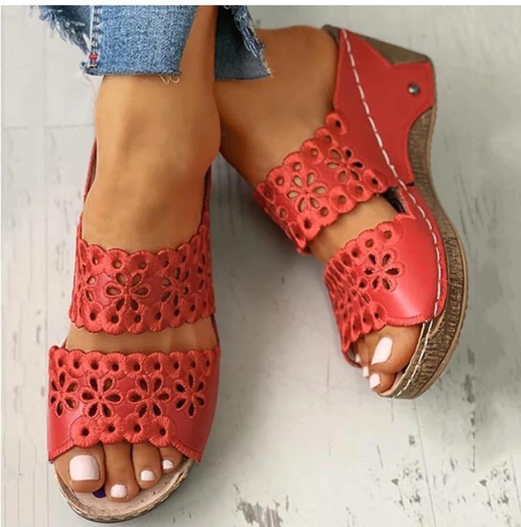 Women's Slip On Flat Sandals