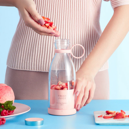 The Blendie Juice Portable Blender, Portable Juicer Blender Household Fruit Mixer